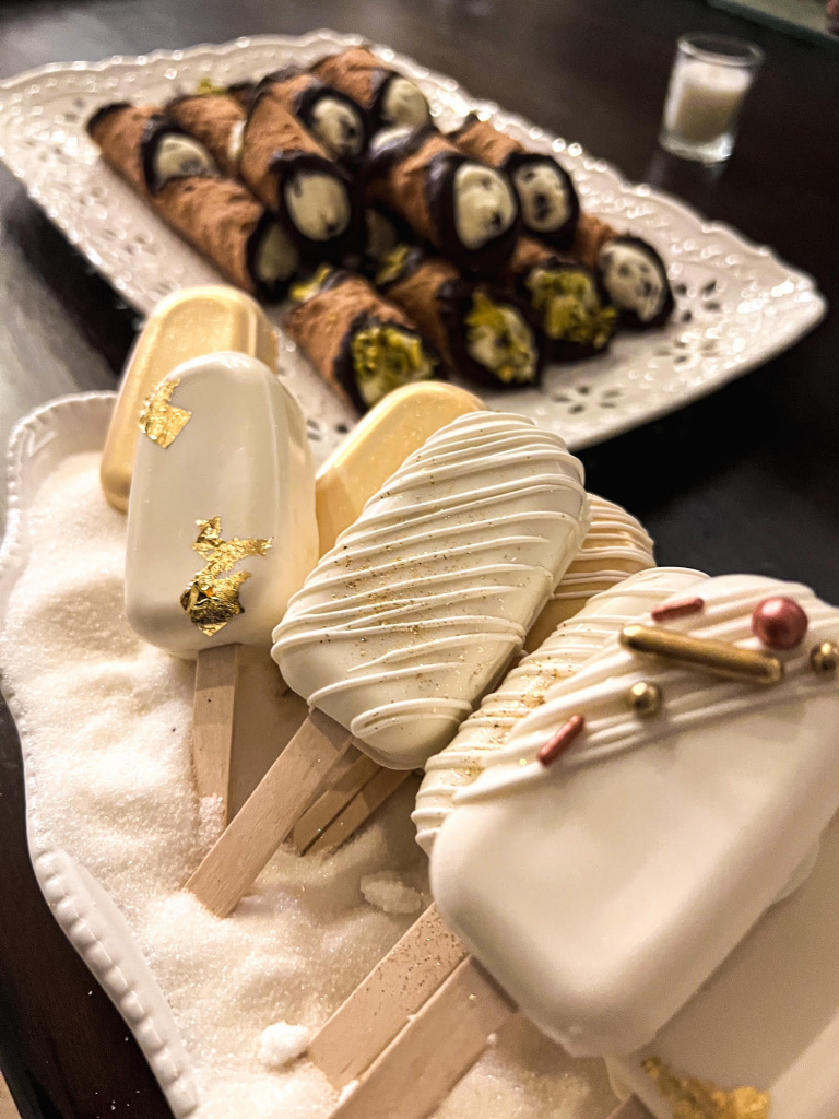 phoenix wedding desserts